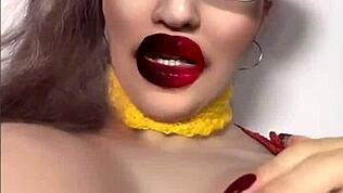 Boginja daje uputstva za masturbaciju pre sastanka.