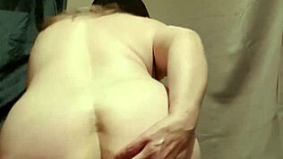 2025 06 19 orja testaa vibroja netissä 😈