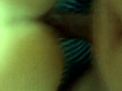 Suka pantat ketatnya pas ngecret di dalem