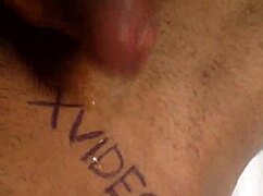 Gozando gostoso in a relaxed setting