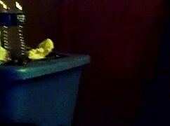 Milf Giving Interracial Blowjob in This Vid 😏