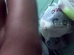 Why is she wearing those tight jeans?