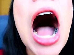 Mouth Fetish Tongue Action