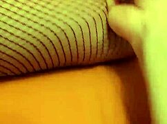 woman masturbates in a private homemade session