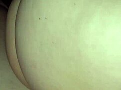 她不戴套直接吃我内射精液