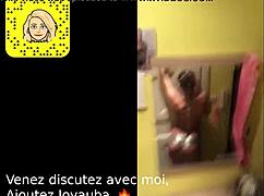 Cette Bombe De Barbara Est La Reine De L'Exhibition