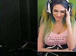 Joycgee and trainwrecks live webcam show