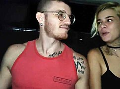 Casal Fode Dentro Do Uber With Monster Cock Bareback!