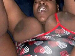 lihat orgasme anal dengan kongkek bontot dan coklat!