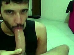 Marcos Goiano shares his webcam session.