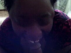 This ebony girl gives good sloppy head