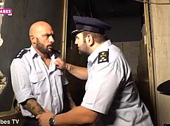 Sugarbabestv Polisi Palsu Yunani di Threesome Eropa Liar