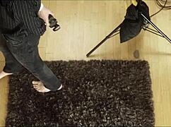 Кати Роуз язди твърд кур в догги с кремпай сцена!