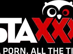 Milf with Big Tits Craves a Hot Facial Now!