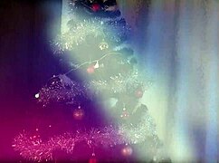 santa gave me a dildo for new year and my wet pussy came hard