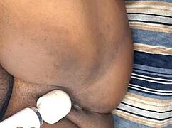 빠른 집에서 자위 손가락질로 오르가즘