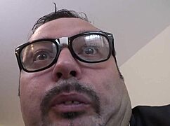 colegiala guarra folla al cura con creampie