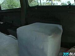 Аса Акира скачет на 305Bus с публичным минетом и унижением на улице