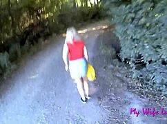 we stopped at picnic area and luna wanted to enjoy the moment