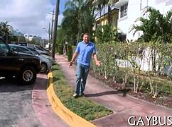 enjoying free gay sex right here