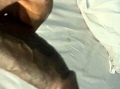 Caught myself jerking to my ebony girlfriend's stunning body.