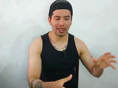 convinced my straight married buddy to let me suck his huge 20cm at work