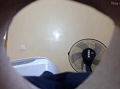 Δες αυτή την κρυφή κάμερα της Ινδής αδελφής με τον ωραίο κώλο της!