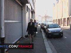 lesbian scene with two gorgeous babes