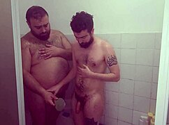 Divje bareback jebanje pod prho teaser