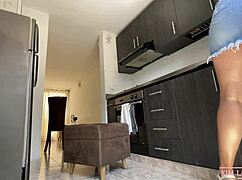 every monday natalia comes for cleaning and to milk my big cock