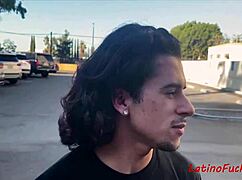 wow! ta brunetka latynoska nastolatka 18+ bierze gejowski seks za kasę bez wahania