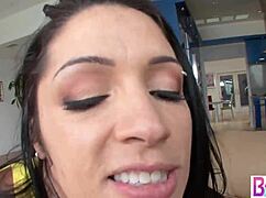 kelly divine and monica santhiago in latina story