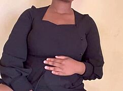 hot ebony teases with a vibrator on her big clit. solo play gets dripping wet fast.