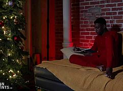 muscular bodybuilder gets christmas creampie with monster cock