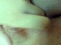 gordinha se exibindo para a camera