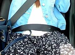 MILF Jepang Memek Gundul Dientot di Hentai Amatir