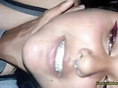 En yakın arkadaşımla TikTok izlerken memelerine boşaldım TikTokçuyla karşılaştırdık ırklar arası cumshot sakso