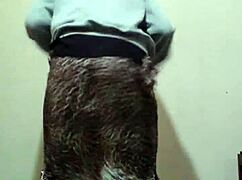 Želiš videti velikanskega kurca v akciji?