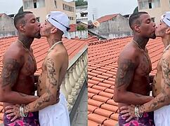 Hetero Giving To Unknown Favela Guy Without Condom