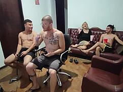 Era S Pra Jogar Um Video Game No Final Geral Fodeu Na Resenha