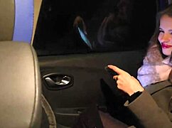 That Bride Just Blew the Taxi Guy at Her Wedding