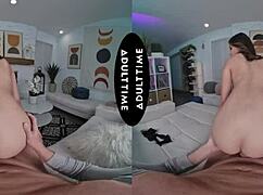 Scarlett Alexis Grabs Kyle Mason's Tits Before Riding