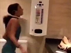 Meisjes kussenvecht ongecensureerd