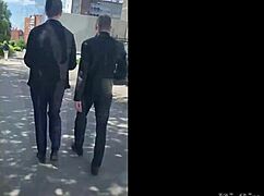 Ki-sim suge cu poftă un străin pe stradă aglomerată din Rusia