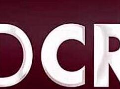 Oče razloči masažno sejo z naravnimi joškami provociranjem in igro z rito.