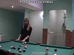 Сексуальная учительница колледжа раздевается догола за деньги в дикой блондинке 3сом сцене. Хентай реальность на высоте!