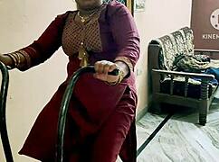 Indian desi bhabhi bent over by gym boys for rough action?