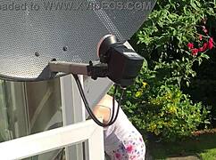 Seksi nabo med hængende patter og stor røv