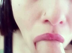 delicious homemade blowjob with great deep throat skills