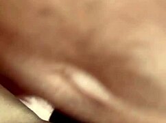 dando pro pauzudo no quintal de casa?